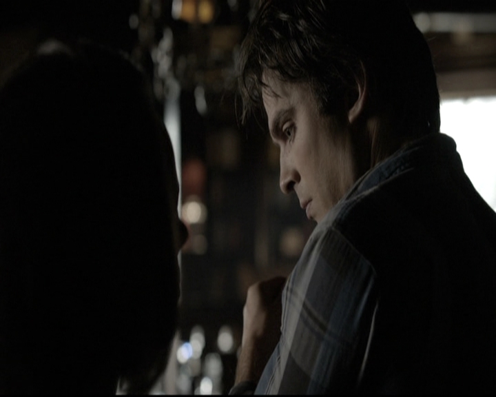 VampireDiariesWorld-dot-nl_6x04BlackHoleSun0410.jpg