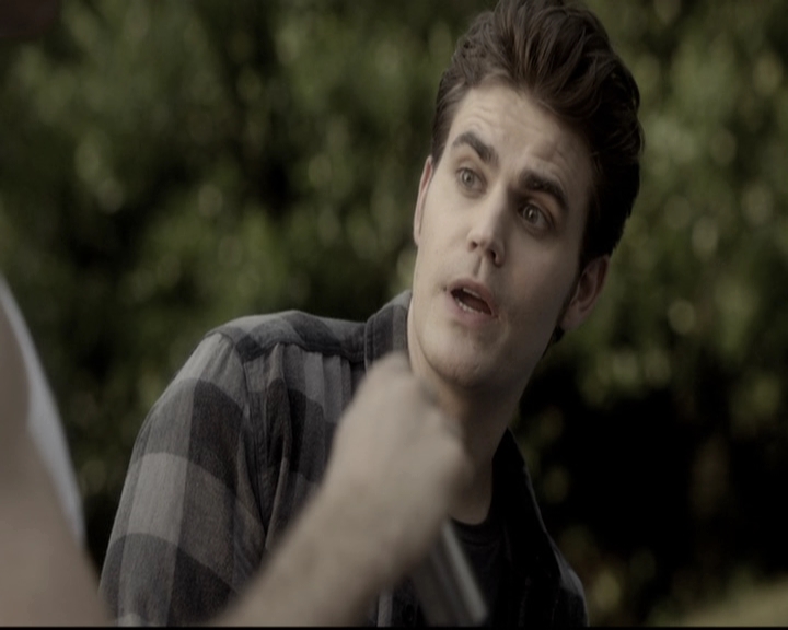 VampireDiariesWorld-dot-nl_6x04BlackHoleSun0439.jpg