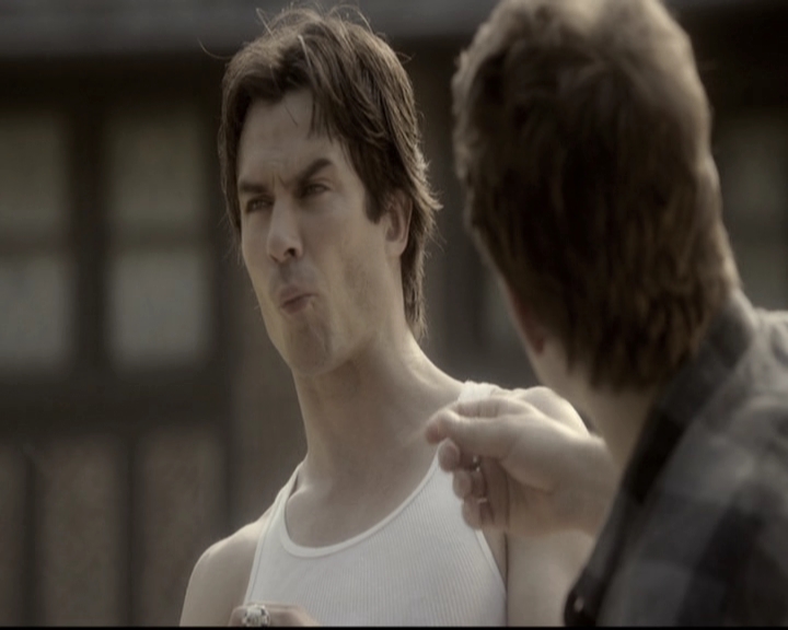 VampireDiariesWorld-dot-nl_6x04BlackHoleSun0448.jpg