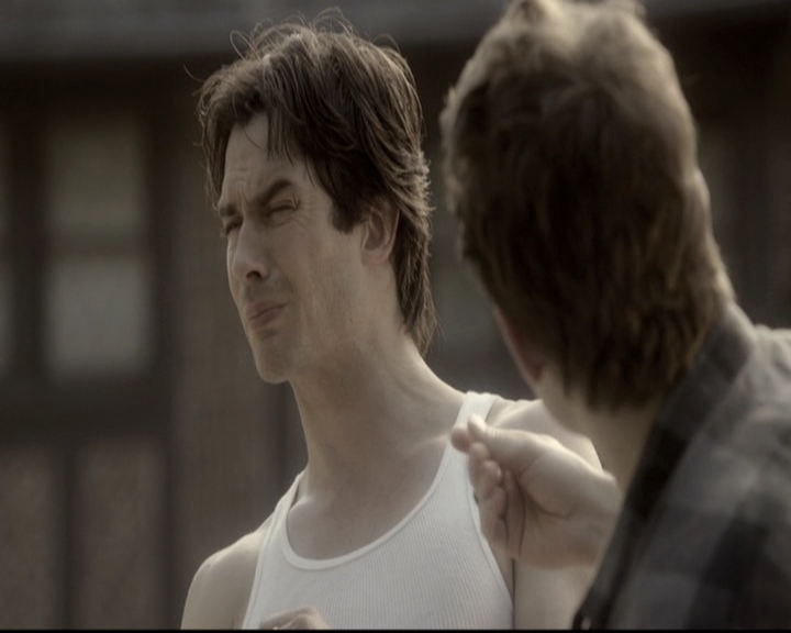 VampireDiariesWorld-dot-nl_6x04BlackHoleSun0449.jpg