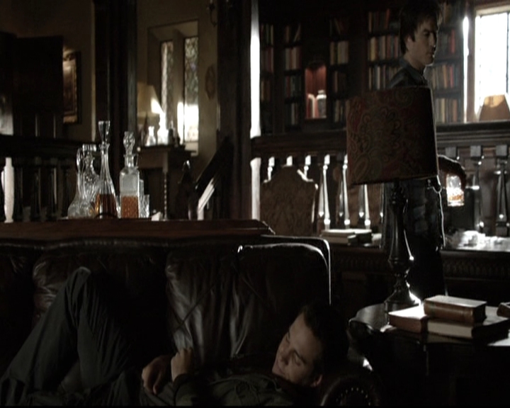 VampireDiariesWorld-dot-nl_6x04BlackHoleSun0480.jpg