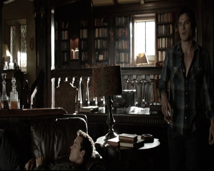 VampireDiariesWorld-dot-nl_6x04BlackHoleSun0482.jpg