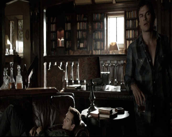 VampireDiariesWorld-dot-nl_6x04BlackHoleSun0483.jpg