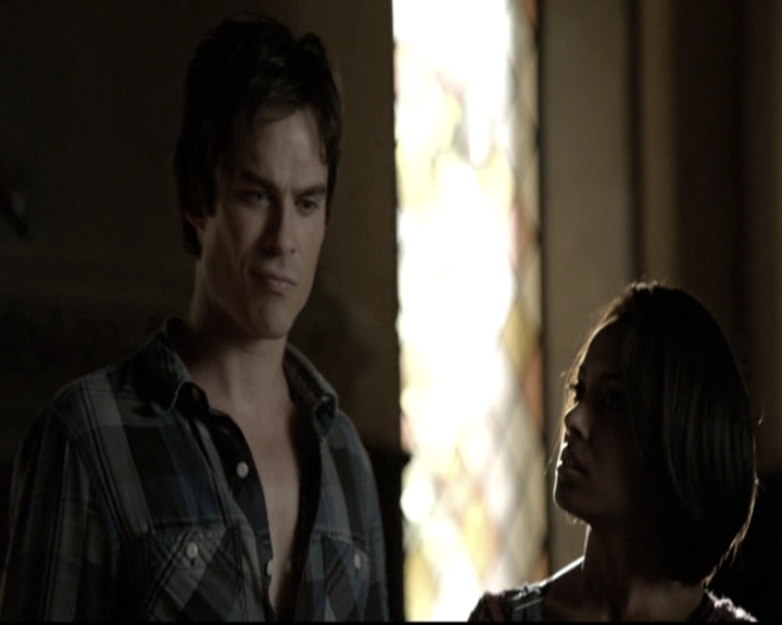 VampireDiariesWorld-dot-nl_6x04BlackHoleSun0504.jpg