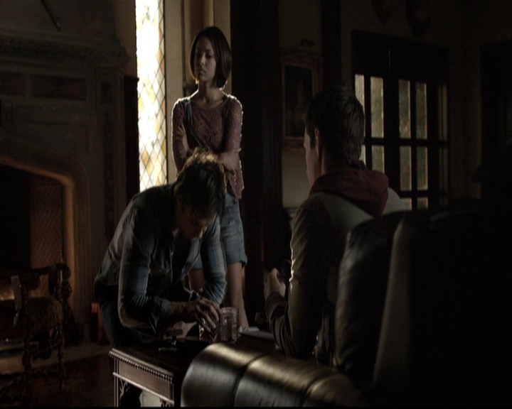 VampireDiariesWorld-dot-nl_6x04BlackHoleSun0507.jpg