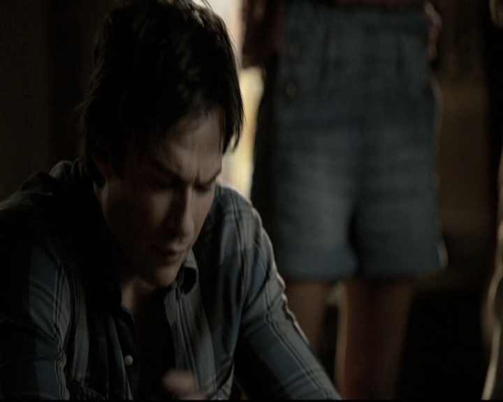 VampireDiariesWorld-dot-nl_6x04BlackHoleSun0510.jpg