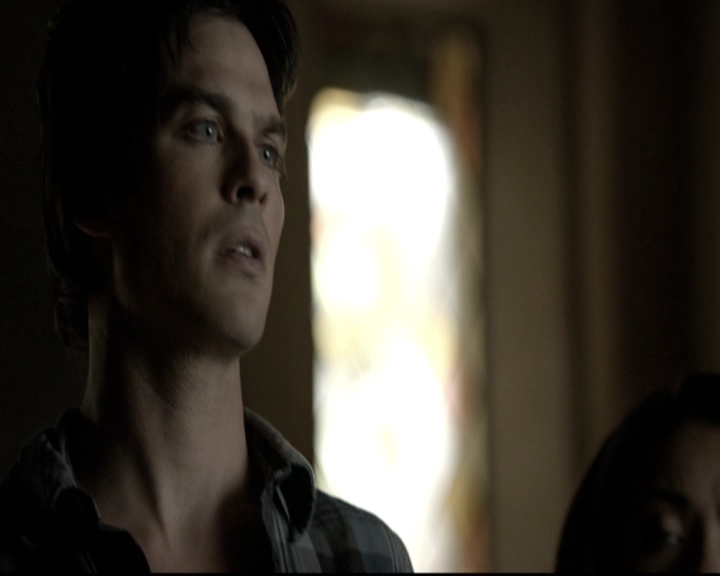 VampireDiariesWorld-dot-nl_6x04BlackHoleSun0546.jpg