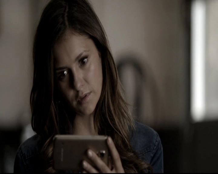 VampireDiariesWorld-dot-nl_6x04BlackHoleSun0555.jpg