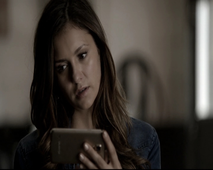 VampireDiariesWorld-dot-nl_6x04BlackHoleSun0556.jpg