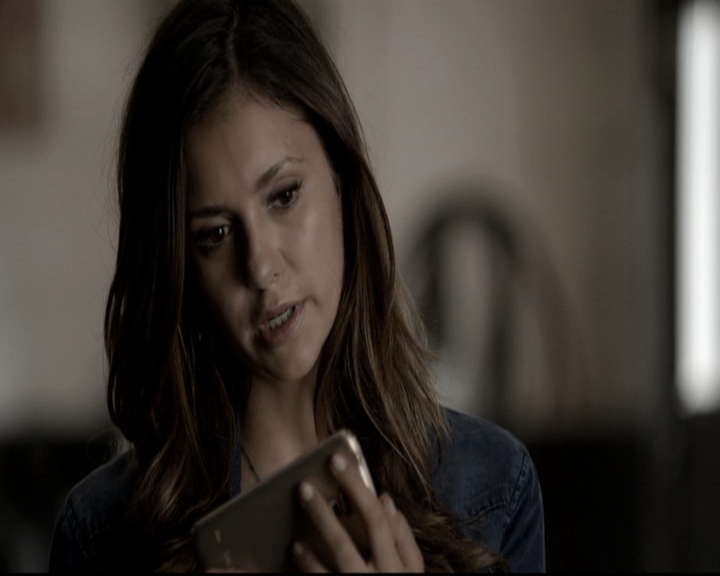 VampireDiariesWorld-dot-nl_6x04BlackHoleSun0557.jpg