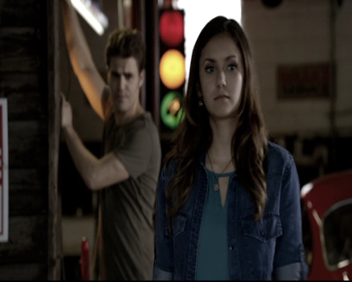 VampireDiariesWorld-dot-nl_6x04BlackHoleSun0594.jpg