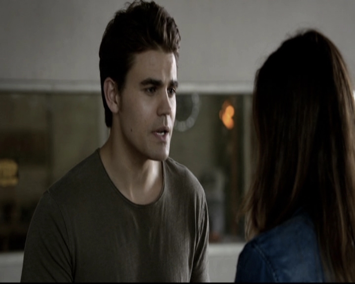 VampireDiariesWorld-dot-nl_6x04BlackHoleSun0611.jpg