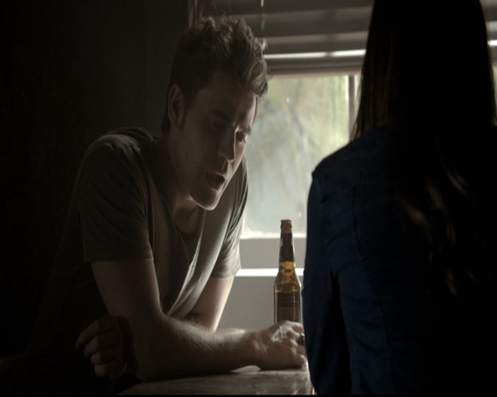 VampireDiariesWorld-dot-nl_6x04BlackHoleSun0702.jpg