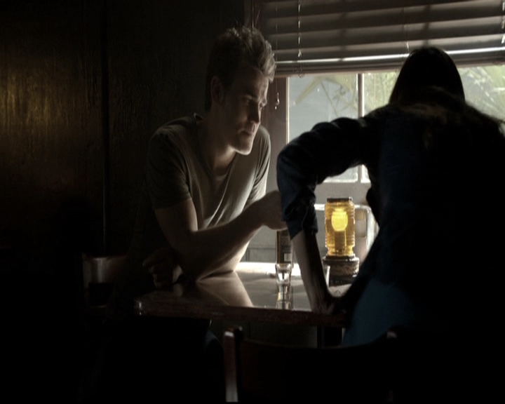 VampireDiariesWorld-dot-nl_6x04BlackHoleSun0709.jpg