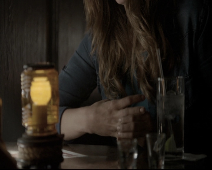 VampireDiariesWorld-dot-nl_6x04BlackHoleSun0711.jpg