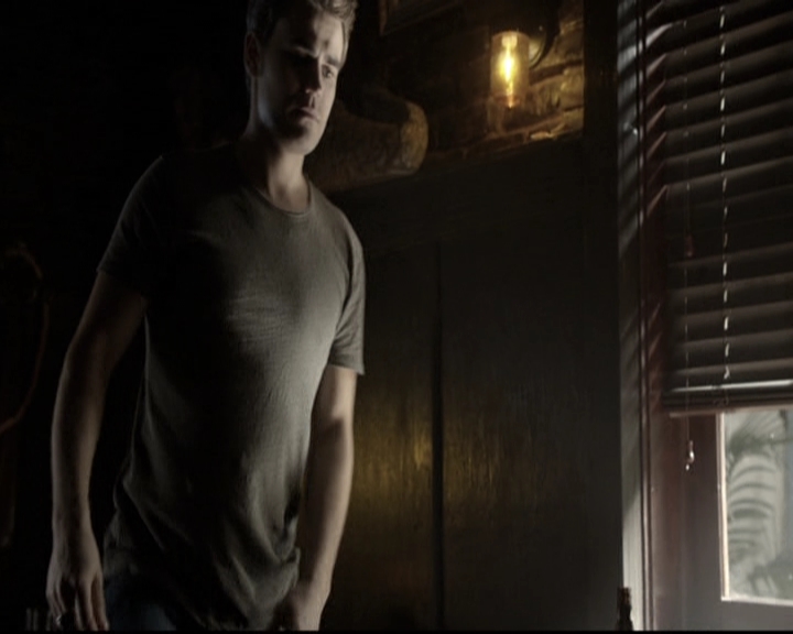 VampireDiariesWorld-dot-nl_6x04BlackHoleSun0719.jpg