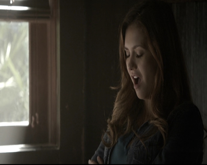 VampireDiariesWorld-dot-nl_6x04BlackHoleSun0728.jpg