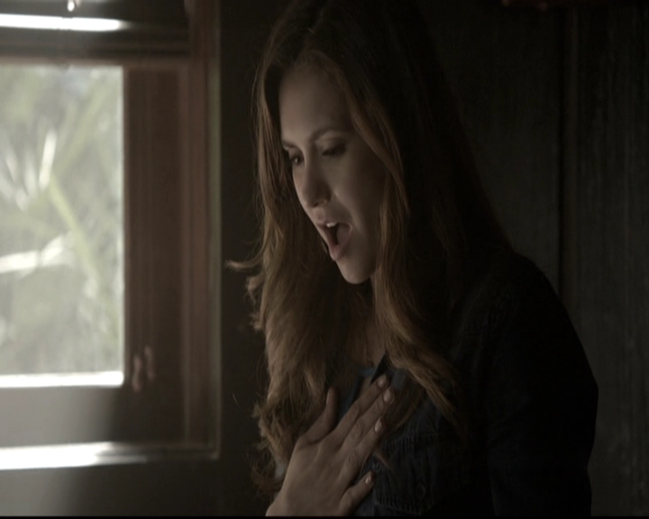 VampireDiariesWorld-dot-nl_6x04BlackHoleSun0729.jpg