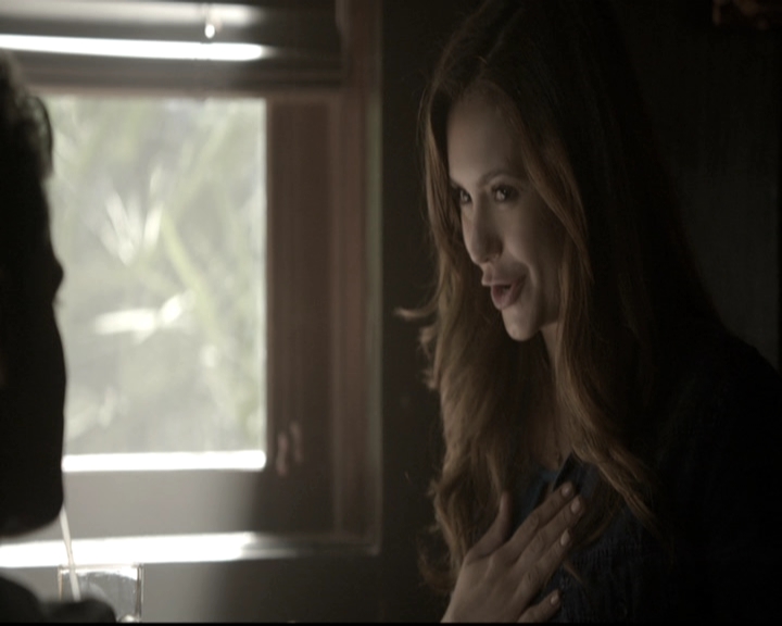 VampireDiariesWorld-dot-nl_6x04BlackHoleSun0731.jpg