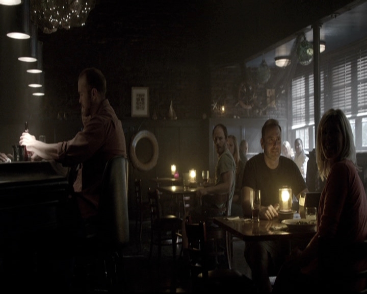 VampireDiariesWorld-dot-nl_6x04BlackHoleSun0751.jpg