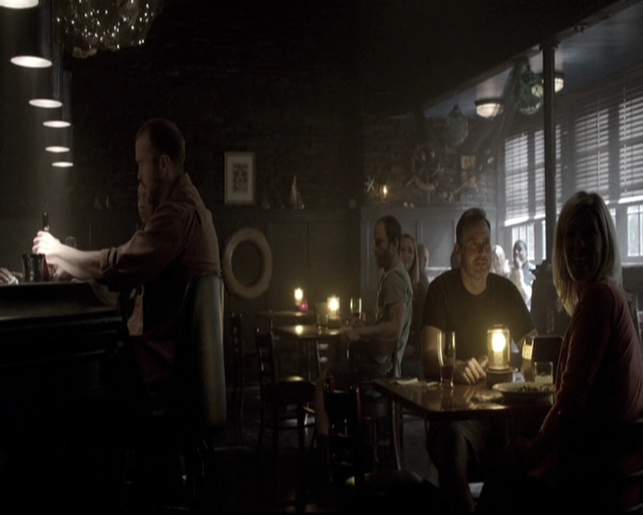 VampireDiariesWorld-dot-nl_6x04BlackHoleSun0752.jpg