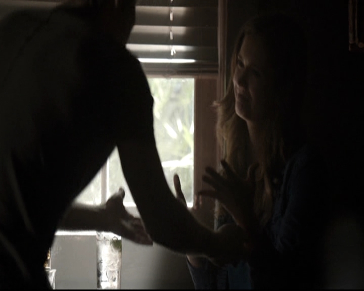 VampireDiariesWorld-dot-nl_6x04BlackHoleSun0780.jpg