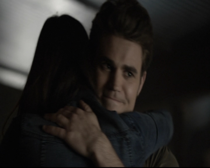 VampireDiariesWorld-dot-nl_6x04BlackHoleSun0782.jpg