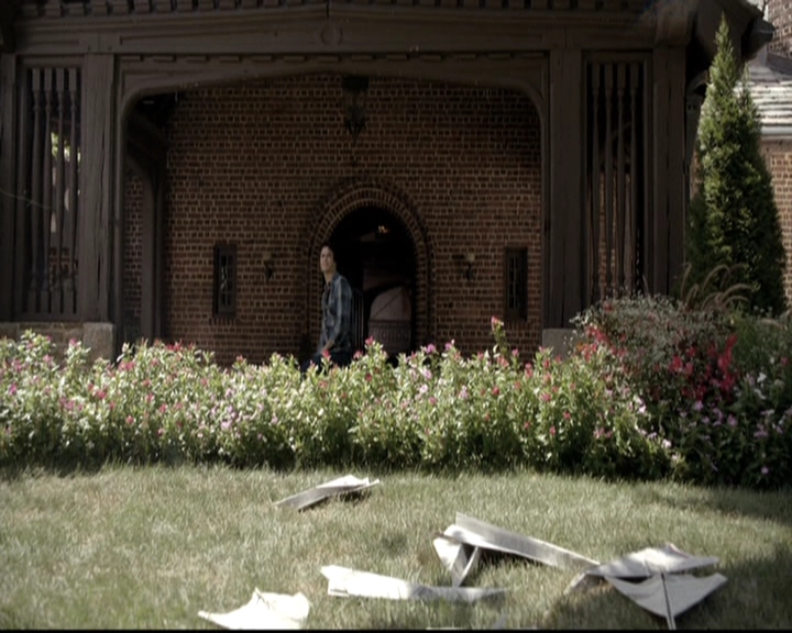 VampireDiariesWorld-dot-nl_6x04BlackHoleSun0793.jpg