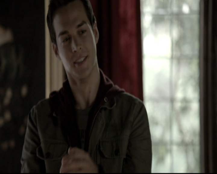 VampireDiariesWorld-dot-nl_6x04BlackHoleSun0812.jpg