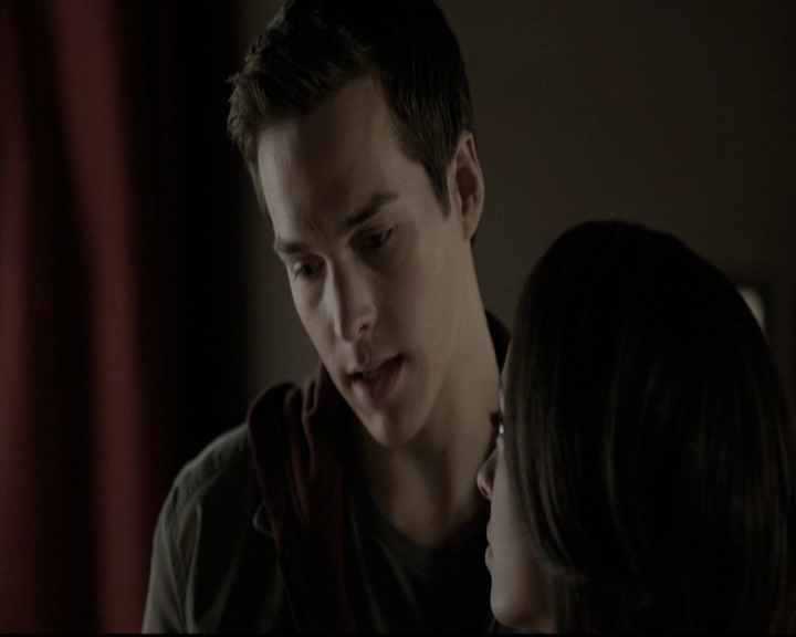 VampireDiariesWorld-dot-nl_6x04BlackHoleSun0818.jpg