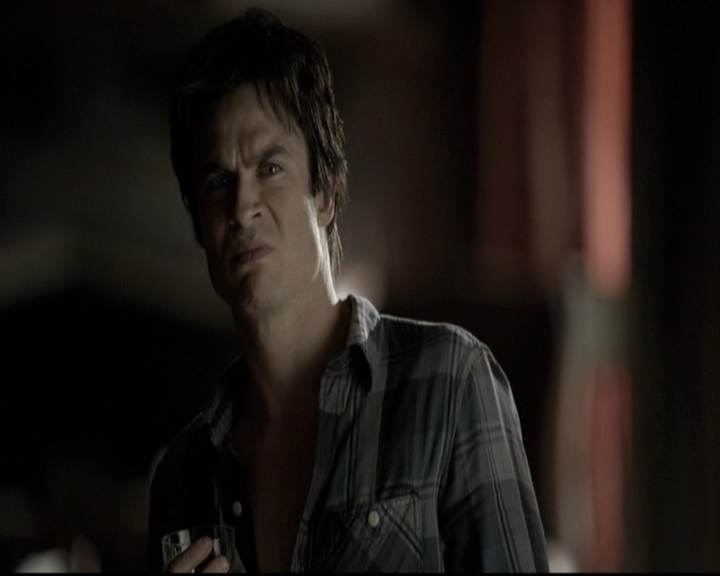 VampireDiariesWorld-dot-nl_6x04BlackHoleSun0820.jpg