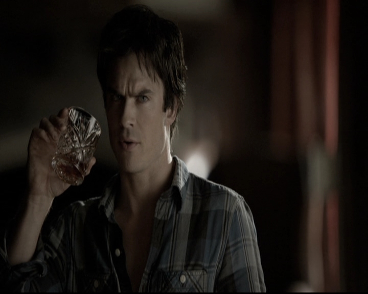 VampireDiariesWorld-dot-nl_6x04BlackHoleSun0825.jpg