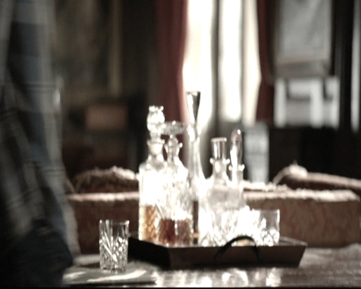 VampireDiariesWorld-dot-nl_6x04BlackHoleSun0829.jpg