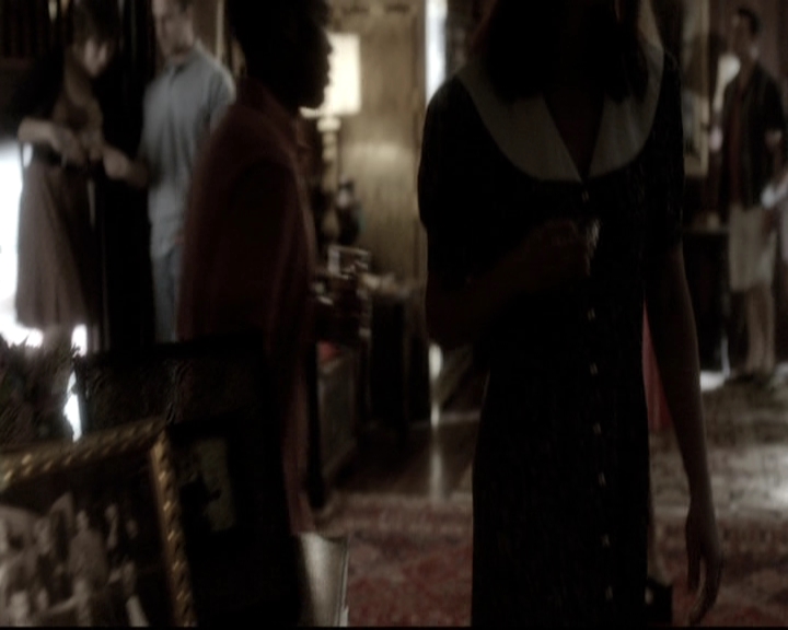 VampireDiariesWorld-dot-nl_6x04BlackHoleSun0832.jpg