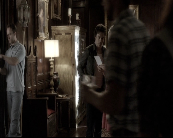 VampireDiariesWorld-dot-nl_6x04BlackHoleSun0833.jpg