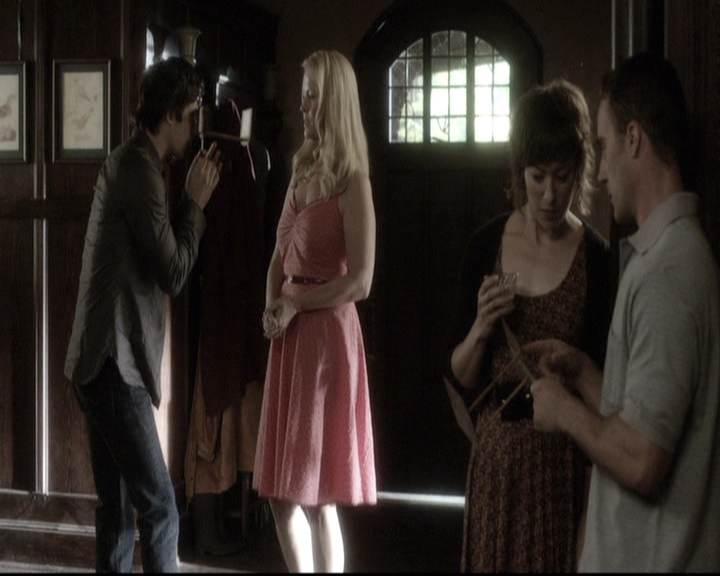 VampireDiariesWorld-dot-nl_6x04BlackHoleSun0870.jpg