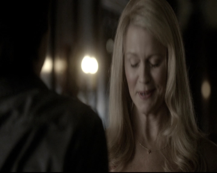 VampireDiariesWorld-dot-nl_6x04BlackHoleSun0877.jpg