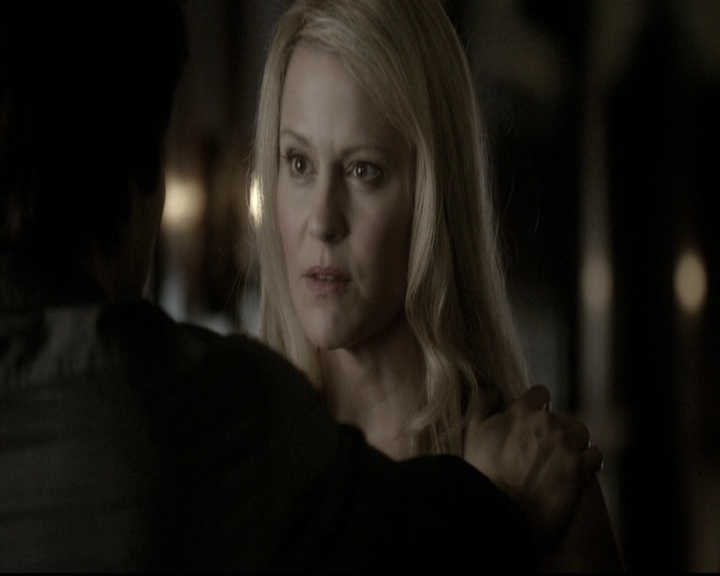 VampireDiariesWorld-dot-nl_6x04BlackHoleSun0885.jpg