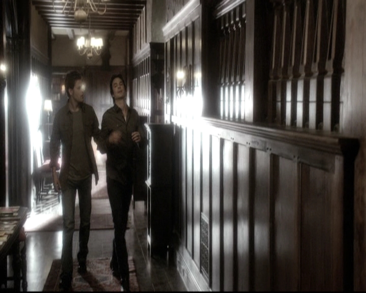 VampireDiariesWorld-dot-nl_6x04BlackHoleSun0890.jpg