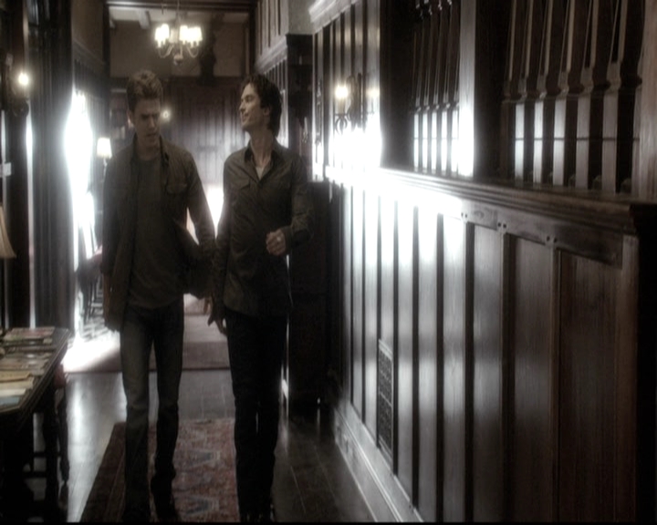 VampireDiariesWorld-dot-nl_6x04BlackHoleSun0891.jpg