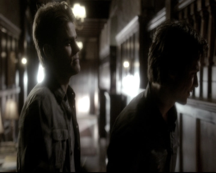 VampireDiariesWorld-dot-nl_6x04BlackHoleSun0909.jpg