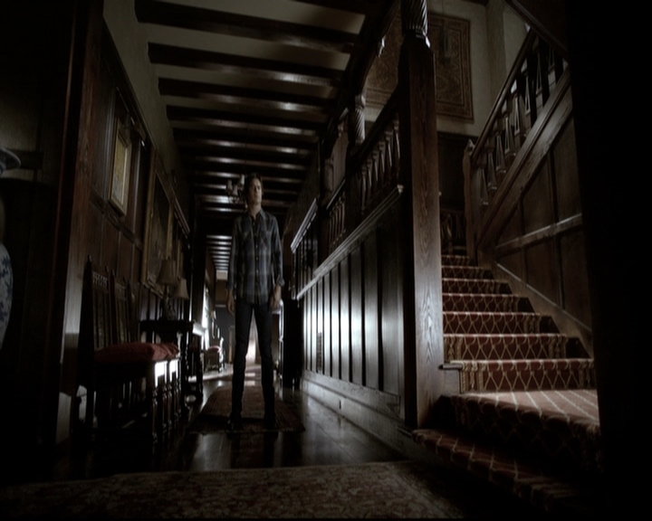 VampireDiariesWorld-dot-nl_6x04BlackHoleSun0917.jpg