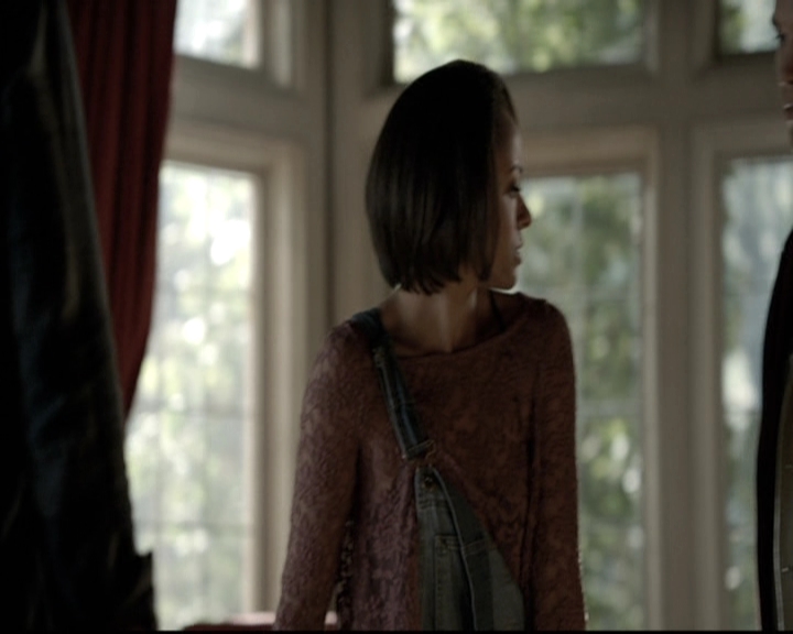 VampireDiariesWorld-dot-nl_6x04BlackHoleSun0932.jpg