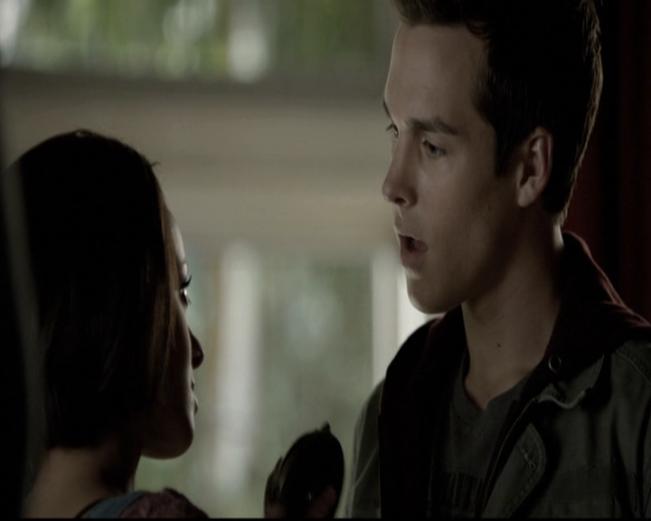 VampireDiariesWorld-dot-nl_6x04BlackHoleSun0947.jpg