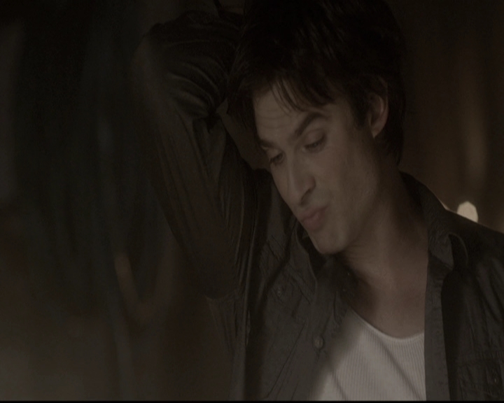 VampireDiariesWorld-dot-nl_6x04BlackHoleSun1049.jpg