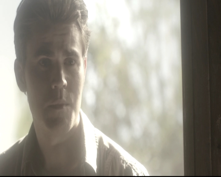 VampireDiariesWorld-dot-nl_6x04BlackHoleSun1092.jpg