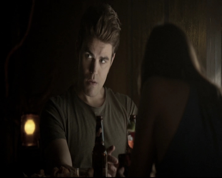 VampireDiariesWorld-dot-nl_6x04BlackHoleSun1107.jpg