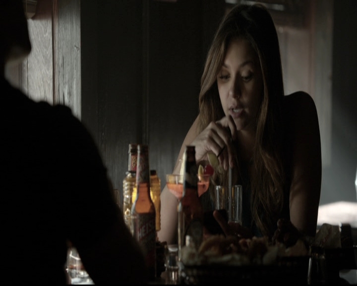 VampireDiariesWorld-dot-nl_6x04BlackHoleSun1110.jpg