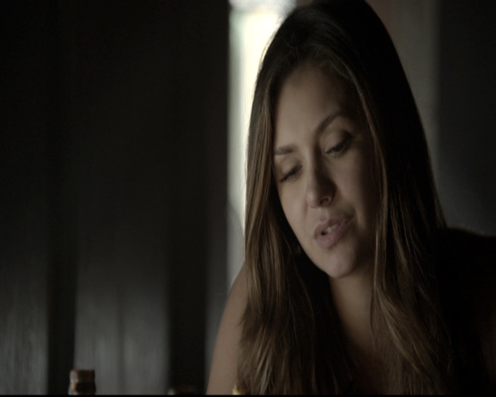 VampireDiariesWorld-dot-nl_6x04BlackHoleSun1162.jpg