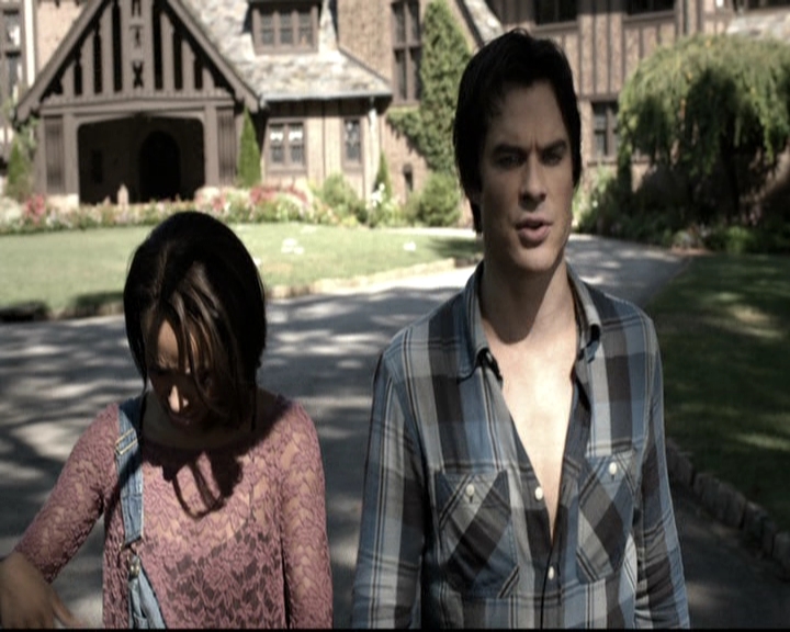 VampireDiariesWorld-dot-nl_6x04BlackHoleSun1226.jpg